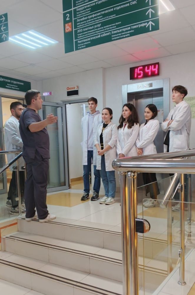 Сегодня Республиканскую стоматологическую поликлинику посетили студенты 3 курса БГМУ